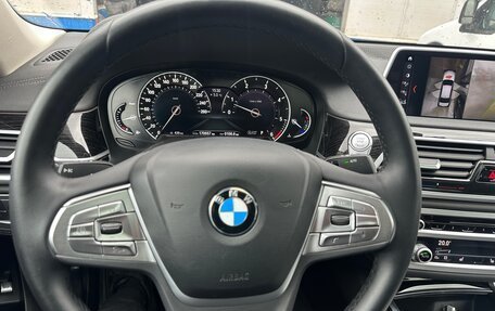 BMW 7 серия, 2017 год, 3 400 000 рублей, 19 фотография