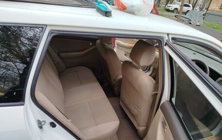 Toyota Corolla, 2005 год, 550 000 рублей, 10 фотография