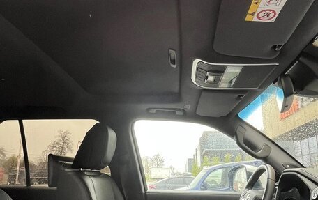 Toyota Land Cruiser, 2023 год, 15 000 000 рублей, 15 фотография