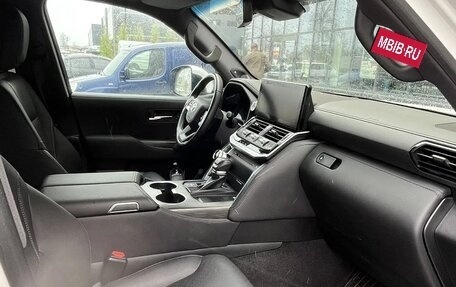 Toyota Land Cruiser, 2023 год, 15 000 000 рублей, 8 фотография