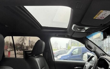 Toyota Land Cruiser, 2023 год, 15 000 000 рублей, 22 фотография