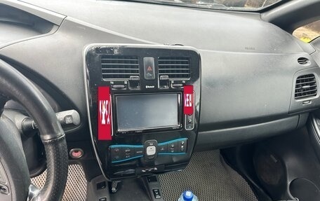 Nissan Leaf I, 2013 год, 1 300 000 рублей, 6 фотография