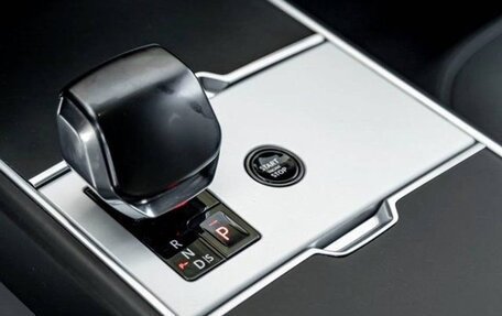 Land Rover Range Rover IV рестайлинг, 2024 год, 26 307 022 рублей, 19 фотография