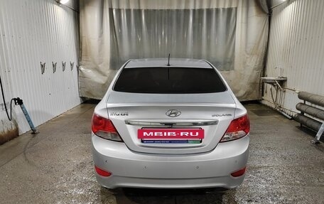 Hyundai Solaris II рестайлинг, 2012 год, 770 000 рублей, 7 фотография