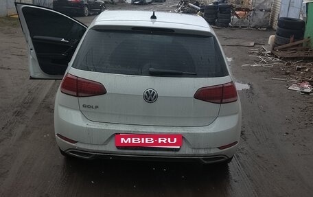 Volkswagen Golf VIII, 2020 год, 1 650 000 рублей, 2 фотография