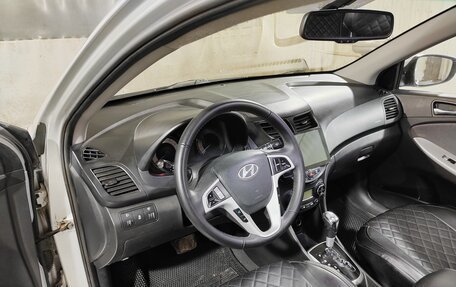 Hyundai Solaris II рестайлинг, 2012 год, 770 000 рублей, 10 фотография