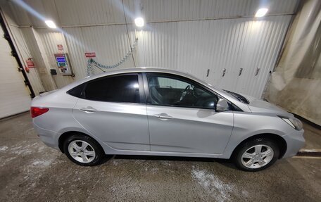 Hyundai Solaris II рестайлинг, 2012 год, 770 000 рублей, 9 фотография