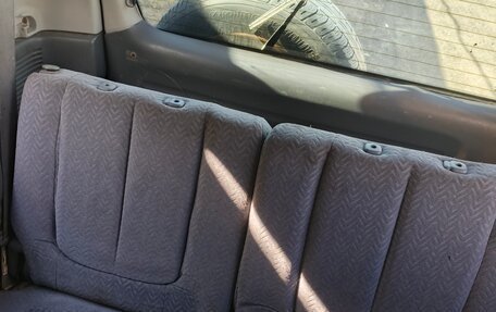 Suzuki Grand Vitara, 2001 год, 650 000 рублей, 11 фотография