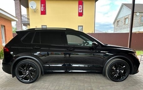 Volkswagen Tiguan II, 2021 год, 4 990 000 рублей, 4 фотография