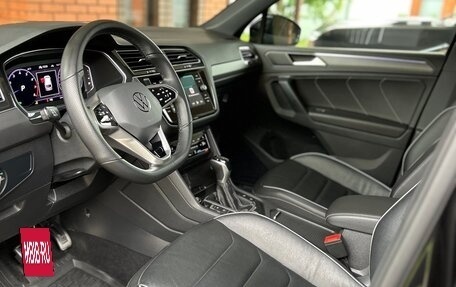 Volkswagen Tiguan II, 2021 год, 4 990 000 рублей, 18 фотография