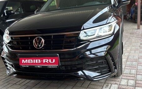 Volkswagen Tiguan II, 2021 год, 4 990 000 рублей, 26 фотография