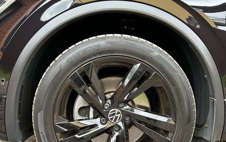 Volkswagen Tiguan II, 2021 год, 4 990 000 рублей, 28 фотография