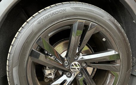 Volkswagen Tiguan II, 2021 год, 4 990 000 рублей, 29 фотография