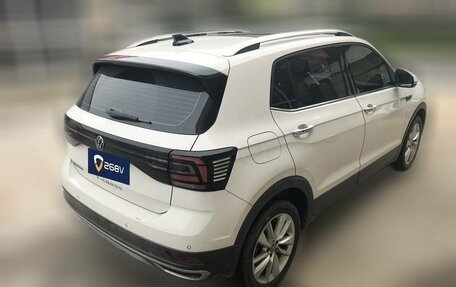 Volkswagen T-Cross I, 2023 год, 1 806 000 рублей, 2 фотография