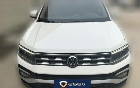 Volkswagen T-Cross I, 2023 год, 1 806 000 рублей, 7 фотография