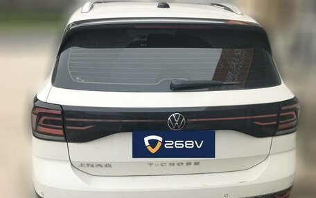 Volkswagen T-Cross I, 2023 год, 1 806 000 рублей, 5 фотография