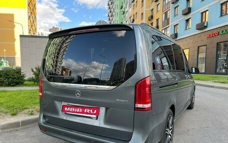 Mercedes-Benz V-Класс, 2021 год, 8 600 000 рублей, 13 фотография