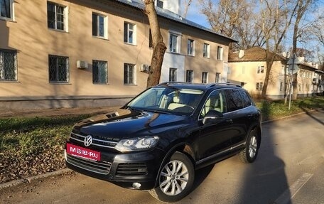 Volkswagen Touareg III, 2013 год, 1 785 000 рублей, 2 фотография