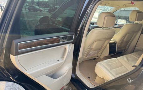 Volkswagen Touareg III, 2013 год, 1 785 000 рублей, 18 фотография