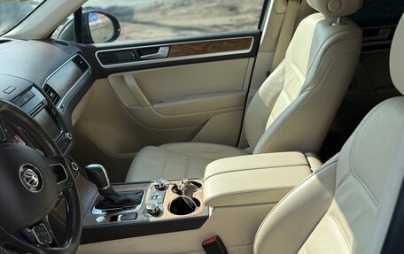 Volkswagen Touareg III, 2013 год, 1 785 000 рублей, 25 фотография