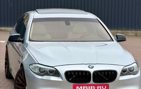BMW 5 серия, 2011 год, 1 860 000 рублей, 3 фотография