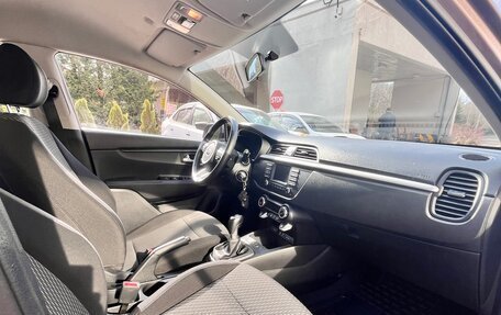 KIA Rio IV, 2018 год, 1 350 000 рублей, 11 фотография