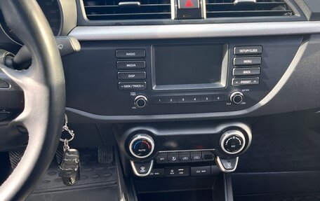 KIA Rio IV, 2018 год, 1 350 000 рублей, 9 фотография