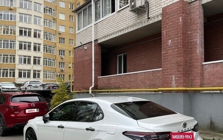 Toyota Camry, 2019 год, 2 980 000 рублей, 10 фотография