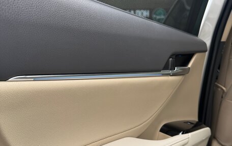 Toyota Camry, 2019 год, 2 980 000 рублей, 16 фотография