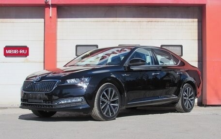 Skoda Superb III рестайлинг, 2026 год, 3 040 000 рублей, 5 фотография