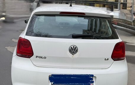 Volkswagen Polo VI (EU Market), 2012 год, 550 000 рублей, 2 фотография