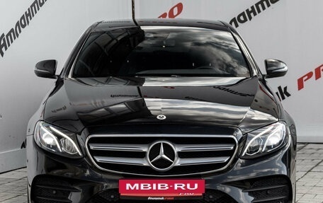 Mercedes-Benz E-Класс, 2019 год, 2 870 000 рублей, 4 фотография