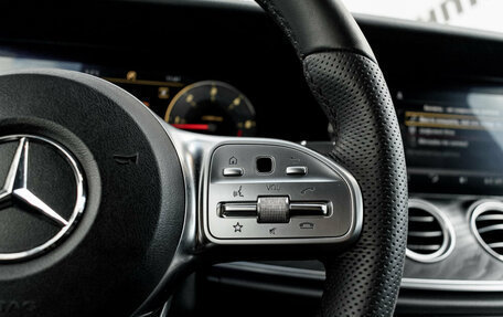 Mercedes-Benz E-Класс, 2019 год, 2 870 000 рублей, 18 фотография