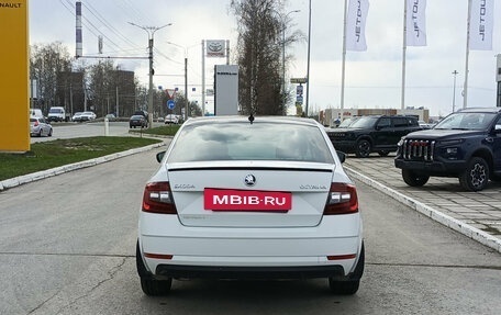 Skoda Octavia, 2018 год, 1 850 000 рублей, 10 фотография