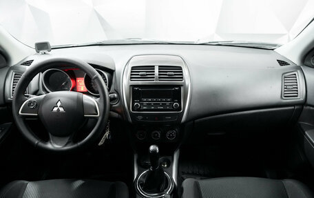 Mitsubishi ASX I рестайлинг, 2013 год, 1 210 000 рублей, 11 фотография