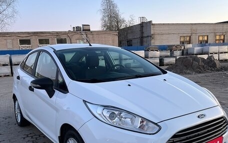 Ford Fiesta, 2016 год, 780 000 рублей, 1 фотография