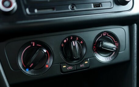 Volkswagen Polo VI (EU Market), 2018 год, 1 199 000 рублей, 20 фотография