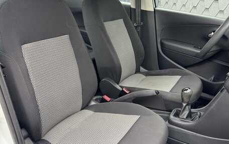 Volkswagen Polo VI (EU Market), 2014 год, 900 000 рублей, 13 фотография