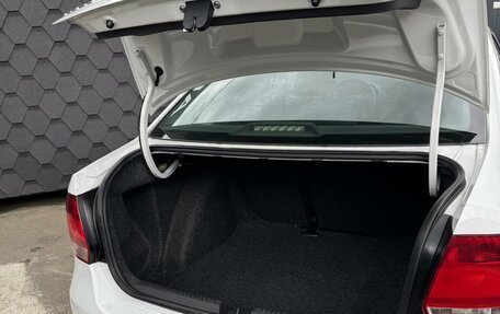 Volkswagen Polo VI (EU Market), 2014 год, 900 000 рублей, 18 фотография