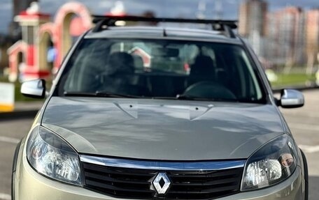 Renault Sandero I, 2012 год, 799 000 рублей, 2 фотография