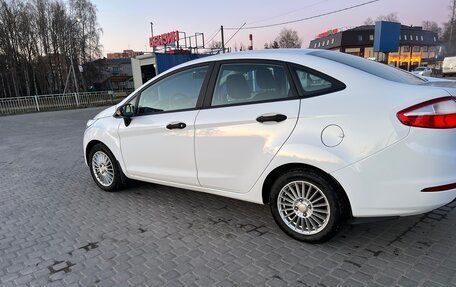 Ford Fiesta, 2016 год, 780 000 рублей, 11 фотография