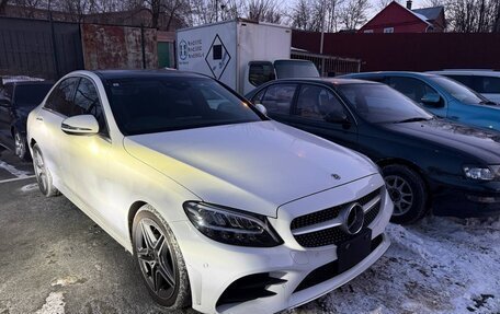 Mercedes-Benz C-Класс, 2018 год, 2 700 000 рублей, 34 фотография