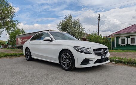 Mercedes-Benz C-Класс, 2018 год, 2 700 000 рублей, 40 фотография