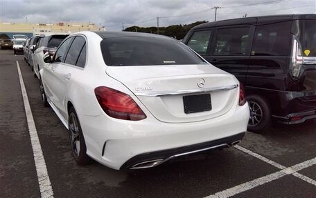 Mercedes-Benz C-Класс, 2018 год, 2 700 000 рублей, 32 фотография