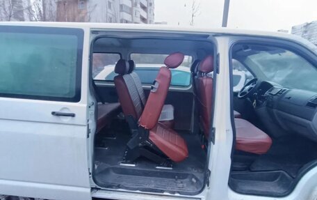 Volkswagen Transporter T5 рестайлинг, 2006 год, 900 000 рублей, 4 фотография