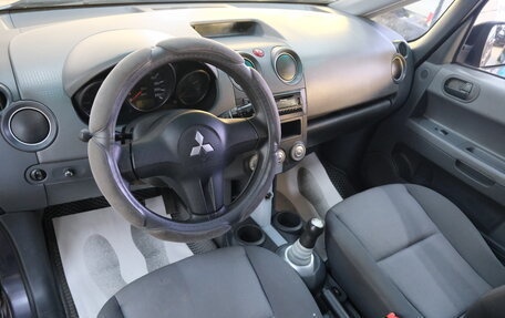 Mitsubishi Colt VI рестайлинг, 2006 год, 599 000 рублей, 11 фотография