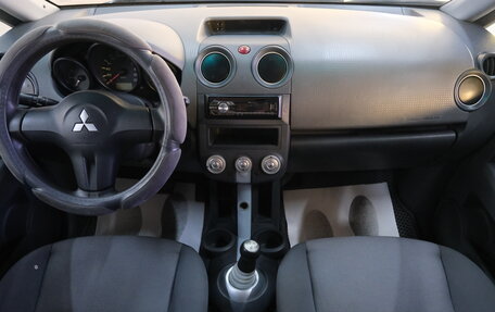 Mitsubishi Colt VI рестайлинг, 2006 год, 599 000 рублей, 13 фотография