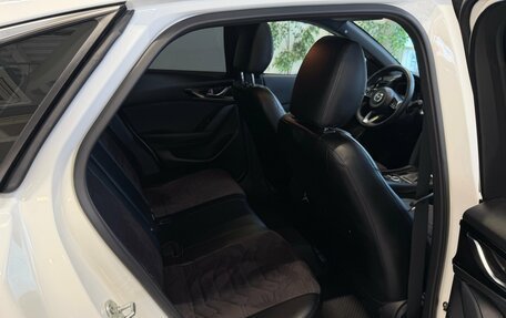 Mazda CX-4, 2023 год, 3 000 000 рублей, 10 фотография