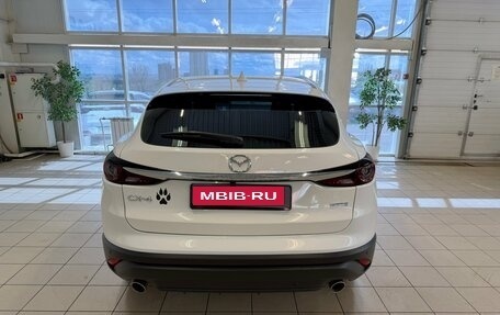Mazda CX-4, 2023 год, 3 000 000 рублей, 4 фотография