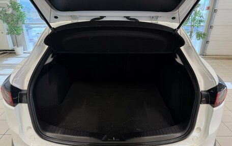 Mazda CX-4, 2023 год, 3 000 000 рублей, 18 фотография